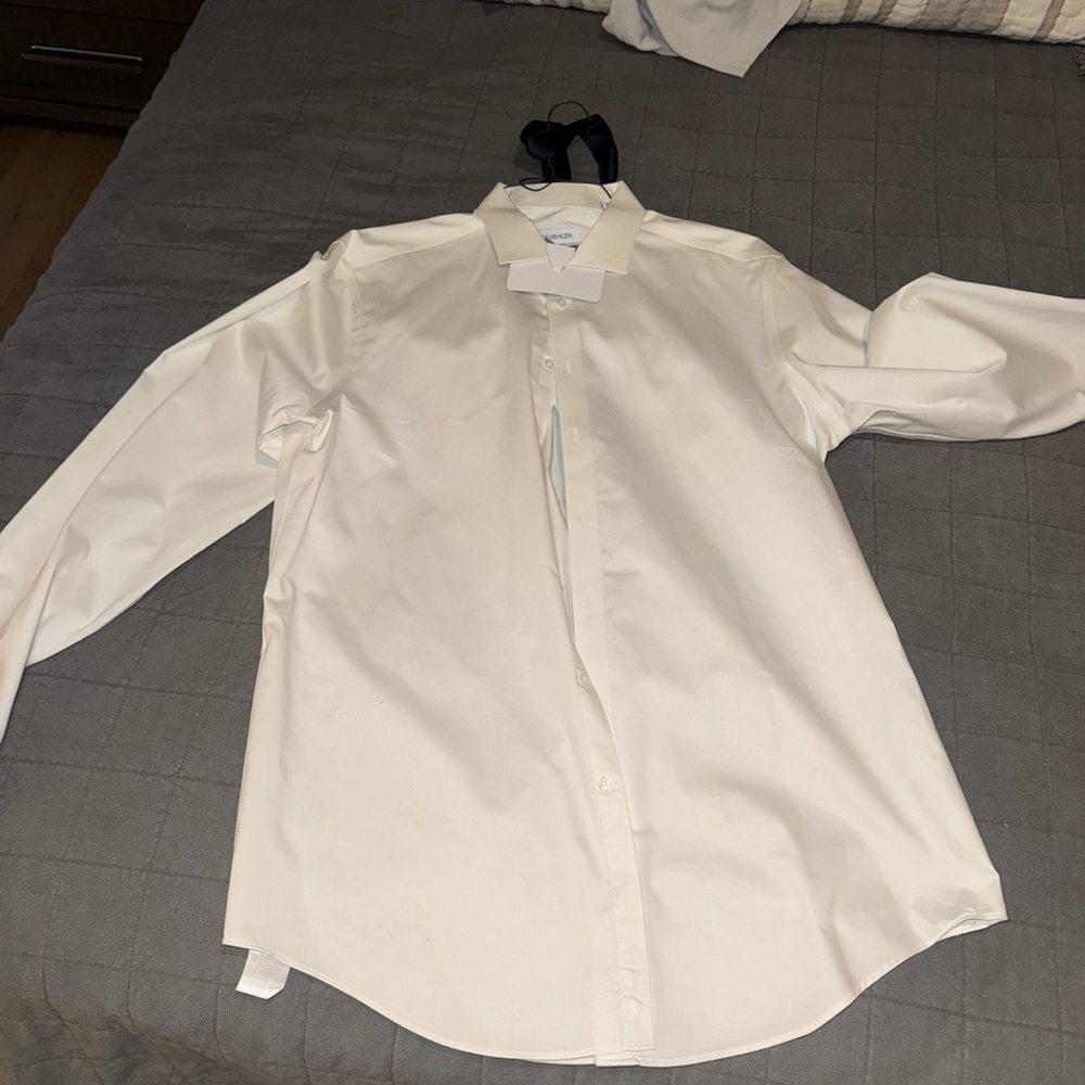 Men’s Calvin Klein Dress Shirt (Slim Tall stretch)